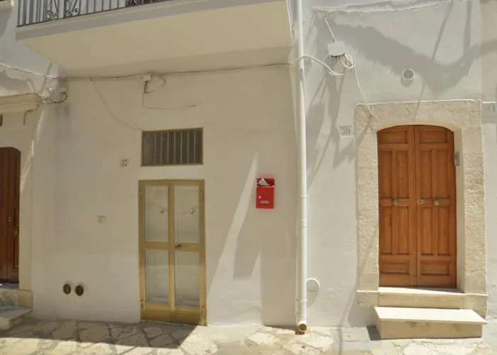 펜션 Le Nicchie 오스투니