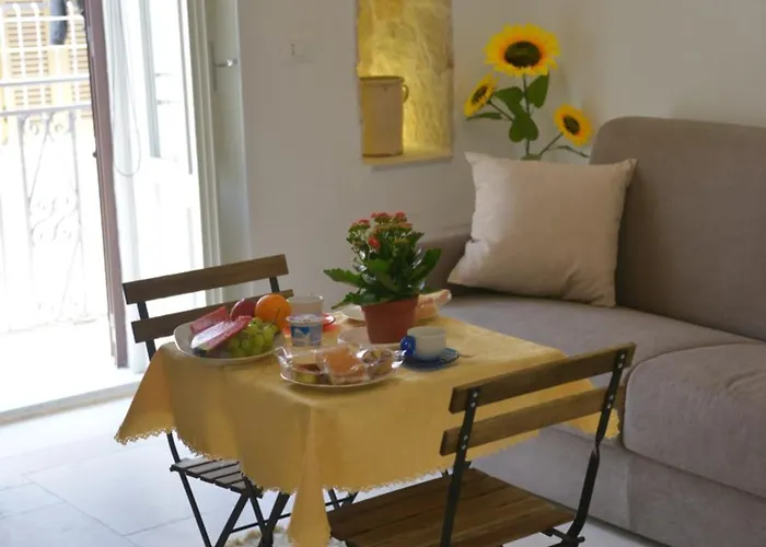 Le Nicchie 度假居 奥斯图尼